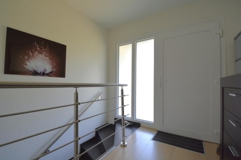 Wundersch�n gelegenes, freistehendes Einfamilienhaus mit Garage, Terrasse, Garten und Aussicht
