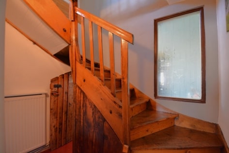 Wunderschn gelegenes, gerumiges Wohnhaus mit Terrasse und Garage auf groem Grundstck