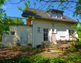 Wundersch�nes, ruhig gelegenes Einfamilienhaus mit Dachterrasse auf einem 7.399 m� gro�en Grundst�ck