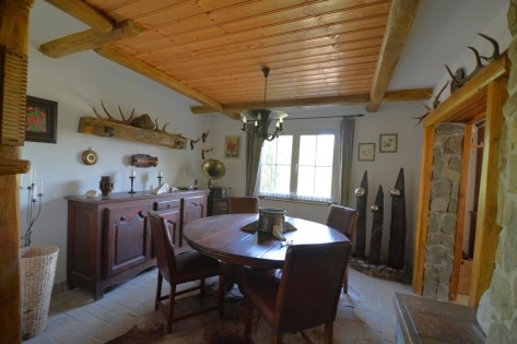 Wundersch�nes, ruhig gelegenes Einfamilienhaus mit Dachterrasse auf einem 7.399 m� gro�en Grundst�ck