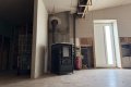 Zum Verkauf angeboten wird diese Gewerbehalle mit B�rogeb�ude und gro�z�giger Freifl�che