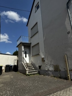 Zwangsversteigerung, Haus und Parkplatz