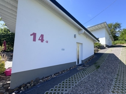 Zwei moderne Ferienhuser in Lf - Ihre Investitionschance in bester Mosellage!