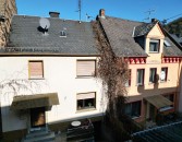 Zwei vermietete Einfamilienh�user sowie Grundst�ck mit Investitionsm�glichkeiten in L�f an der Mosel!