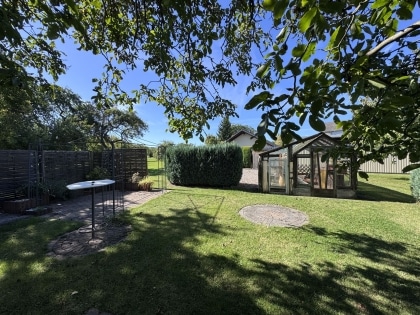 Zweifamilienhaus mit herrlichem Garten, gro�er Garage und viel Platz in Dommershausen-Dorweiler!