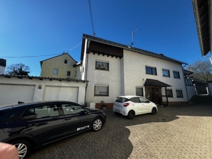 gepflegtes Einfamilienhaus f�r die junge Familie in Wolken - mit 2 Garagen, Stellplatz und Terrasse