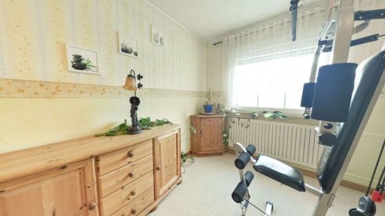 renoviertes, ehem. Bauernhaus in ruhiger Randlage mit einem gro�z�gigen, eingefriedeten Grundst�ck