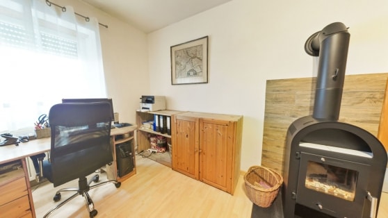 renoviertes, ehem. Bauernhaus in ruhiger Randlage mit einem gro�z�gigen, eingefriedeten Grundst�ck