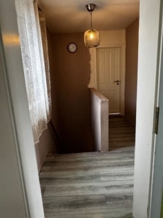 renovierungsbed�rftiges Einfamilienhaus mit Hof und Nebengeb�ude in M�lheim-K�rlich