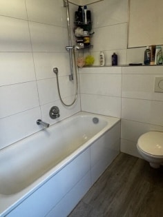 renovierungsbed�rftiges Einfamilienhaus mit Hof und Nebengeb�ude in M�lheim-K�rlich