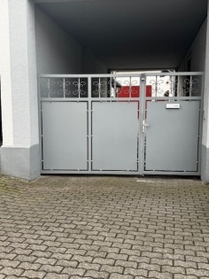viel Platz in Sankt Sebastian. 2013 renoviertes Haus mit Scheune und Werkstatt