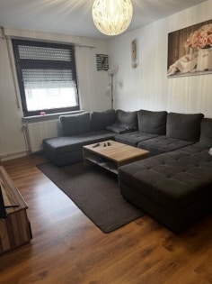 viel Platz in Sankt Sebastian. 2013 renoviertes Haus mit Scheune und Werkstatt